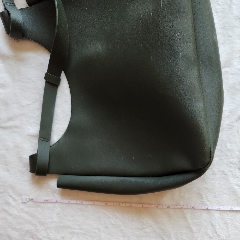 Neiman Marcus Green Shoulder Vegan Leather Bag with Modern Trapezoidal Design - Picture 11 of 13